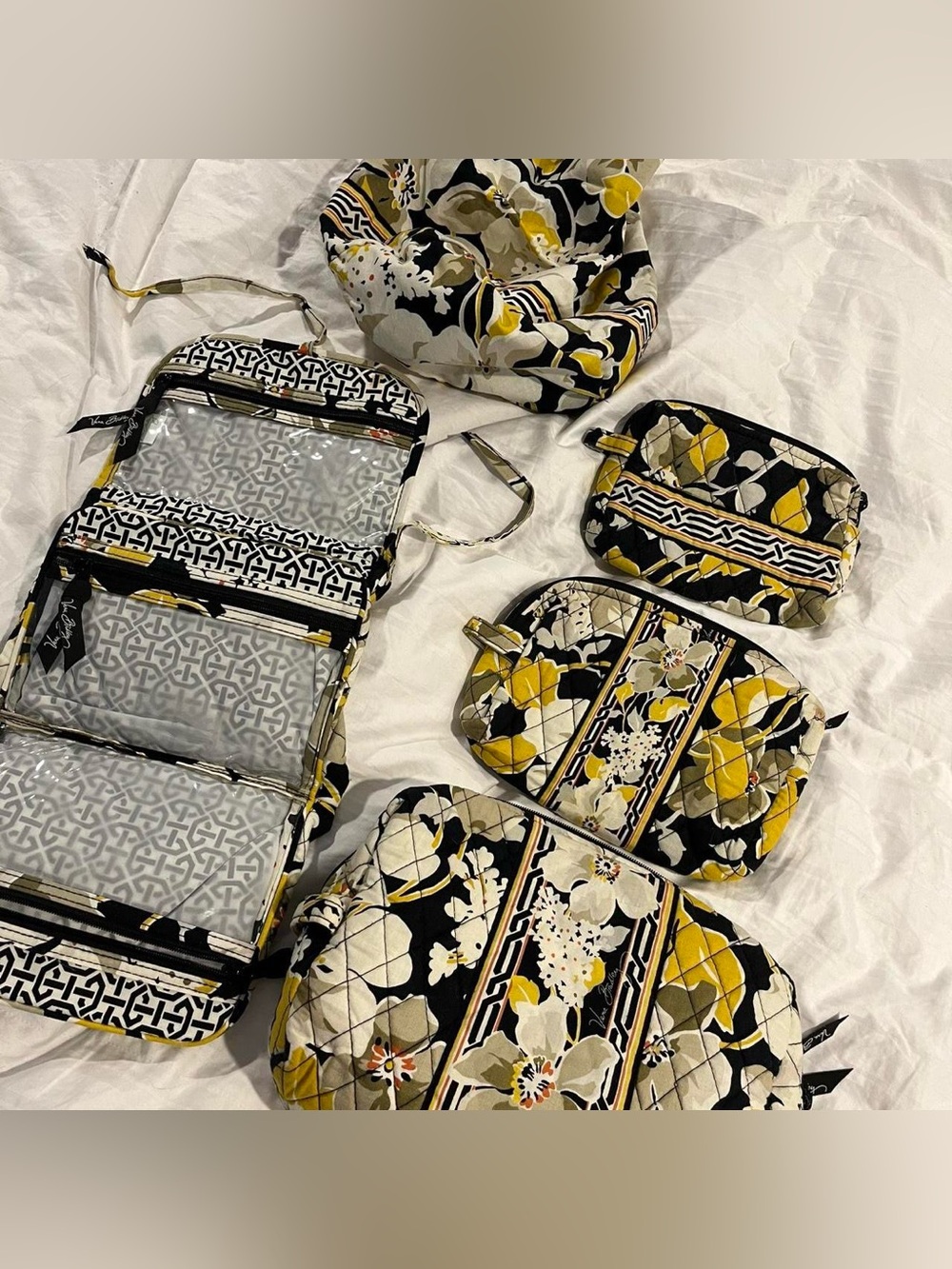 Vintage Vera Bradley Yellow 5 Peace Travel Set (MINT CONDITION)